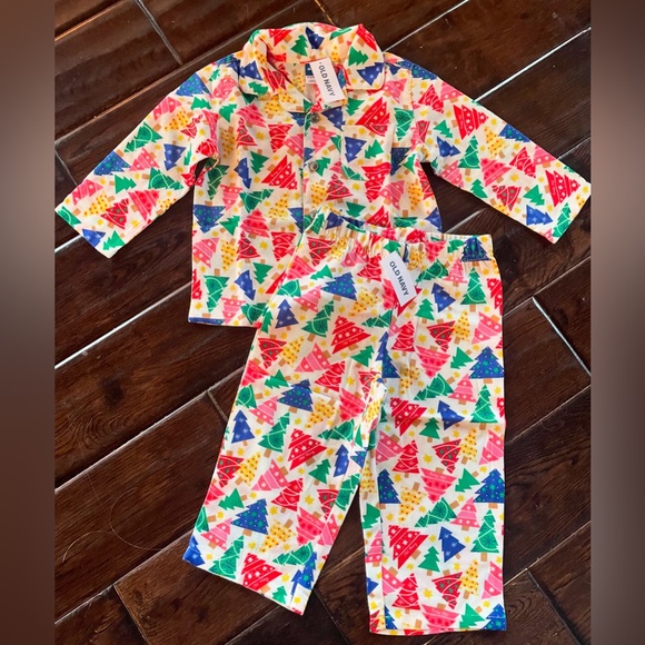 Old Navy kids Christmas Pajamas - Picture 1 of 1